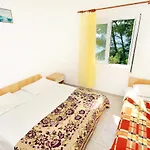 Seaside Secluded Cove Tvrdni Dolac, Hvar - 2997 公寓 *